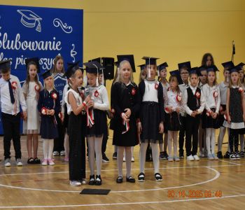 Pasowanie na pierwszoklasistów. zdjecie 63