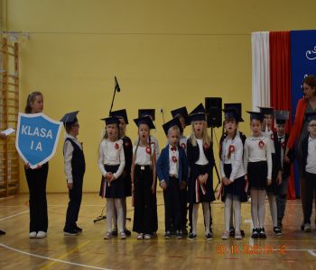 Pasowanie na pierwszoklasistów. zdjecie 35