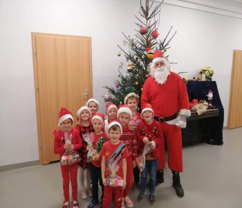Wizyta św. Mikołaja w naszym przedszkolu. zdjecie 1