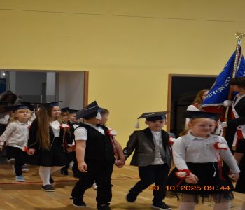 Pasowanie na pierwszoklasistów. zdjecie 4