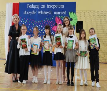 Uroczystość zakończenia roku szkolnego. zdjecie 48