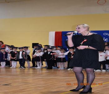 Pasowanie na pierwszoklasistów. zdjecie 27