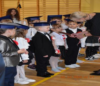 Pasowanie na pierwszoklasistów. zdjecie 25