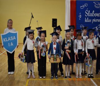 Pasowanie na pierwszoklasistów. zdjecie 61