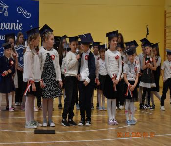 Pasowanie na pierwszoklasistów. zdjecie 55