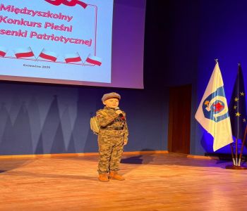 Historia osoby, która dba o zachowanie pamięci o trudnych czasach i bohaterach naszej przeszłości. 0