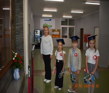 Pasowanie na pierwszoklasistów. zdjecie 67