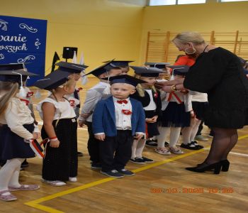 Pasowanie na pierwszoklasistów. zdjecie 28