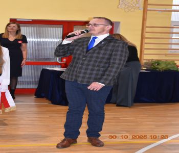 Pasowanie na pierwszoklasistów. zdjecie 32