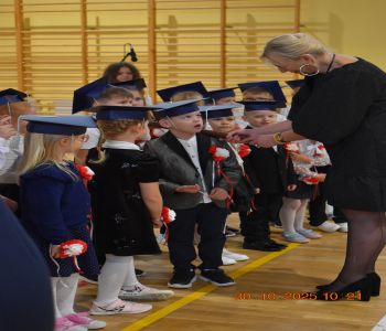 Pasowanie na pierwszoklasistów. zdjecie 29