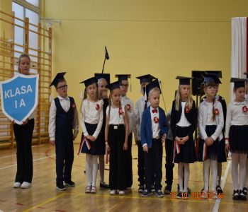 Pasowanie na pierwszoklasistów. zdjecie 69