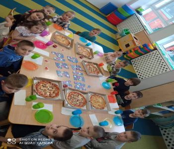 Międzynarodowy Dzień Pizzy w Przedszkolu. zdjecie 2