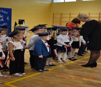 Pasowanie na pierwszoklasistów. zdjecie 22