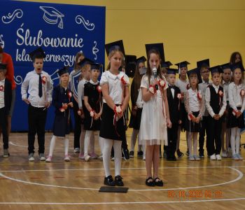 Wyprawka do klasy pierwszej szkoły podstawowej Zespołu Kształcenia i Wychowania w Gniewinie na rok szkolny 2025/2026 11