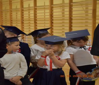 Pasowanie na pierwszoklasistów. zdjecie 12